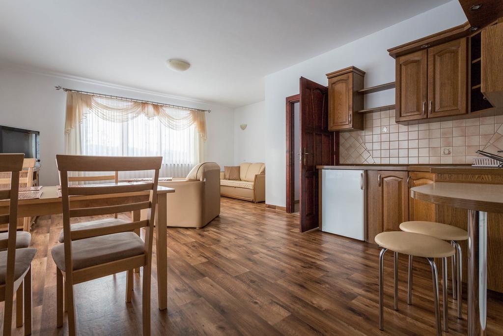 Sykowny Dworek Apartamenty Kościelisko Eksteriør billede
